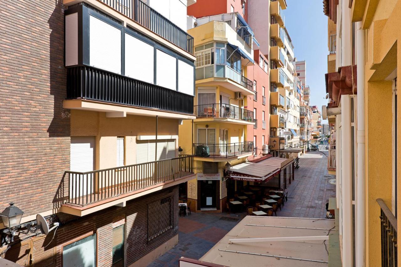 Relaxing Beach Apartment In Fuengirola Parking 외부 사진