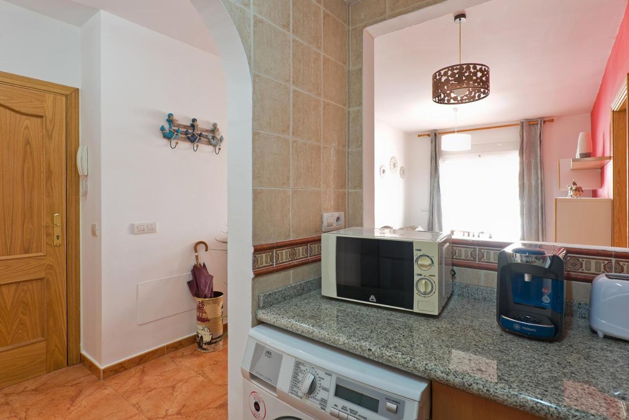 Relaxing Beach Apartment In Fuengirola Parking 외부 사진
